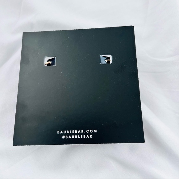 NEW BaubleBar Nalani Drop Shell Tassel Earrings - Picture 5 of 5